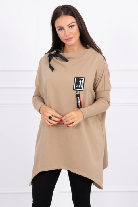 Bluza oversize z asymetrycznymi bokami camelowa