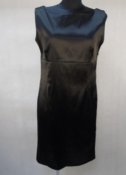 Czarna sukienka koktajlowa 42