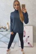 Sweter z wywijanym golfem jeansowy