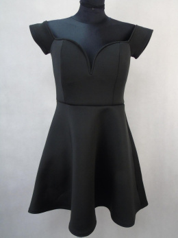 Czarna sukienka koktajlowa M