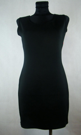 Czarna sukienka z odkrytymi plecami S